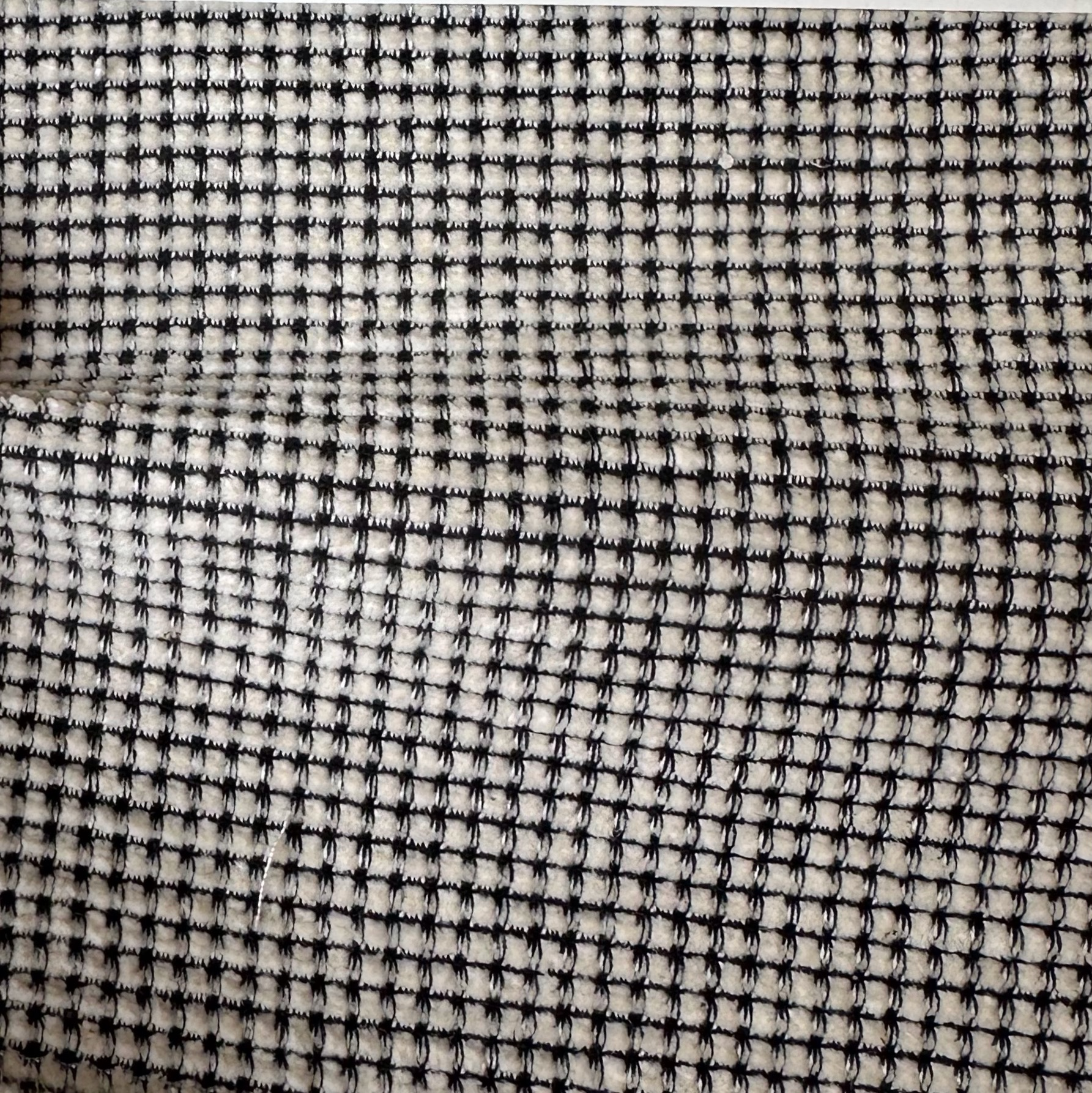 Fabric: Sayan - Bone / Black