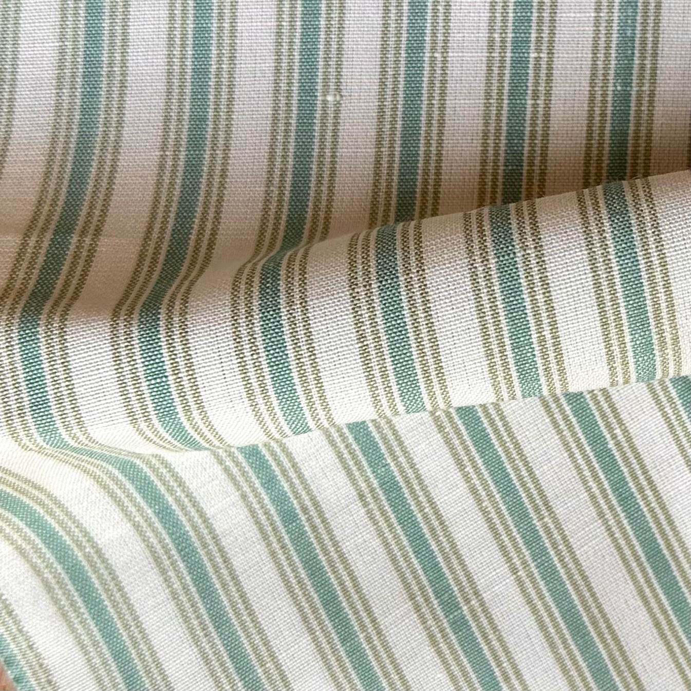 Fabric: Elmscott - Emerald