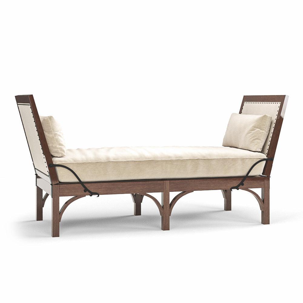 Bench: Isabella